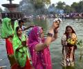 Chhath Puja comes to an end with holy dips, prayers to the sun