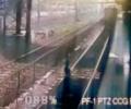 Alert motorman saves girl attempting suicide on Mumbai rail tracks