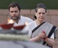 Congress finds a few reasons to smile along a bumpy road