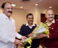 Kejriwal meets Naidu, demands full Delhi statehood