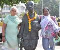 PHOTOS: Common man's tribute to R K Laxman