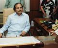 Cong member bangs placard on Speaker's table in LS