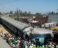 34 killed, 150 injured as train derails near Uttar Pradesh's Rae Bareli