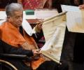 Shashi Kapoor honoured with Dadasaheb Phalke award