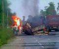 Maoists torch 32 vehicles on GT Road in Bihar
