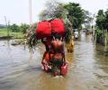 Bihar flood toll reaches 156, twins born on boat