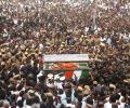 Sea of humanity bids goodbye to Jaya