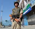 Kashmir paralysed for 59th straight day as curfew continues