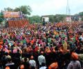 Maratha stir puts Fadnavis government in a fix