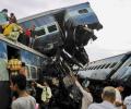 23 dead as 14 coaches of Utkal Express derail in UP