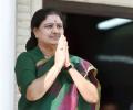 Madras HC dismisses PIL against Sasikala's elevation as AIADMK chief