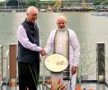 Modi unveils Gandhi's plaque, meets Mattis in Singapore