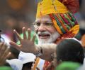 PM continues turban tradition for I-Day