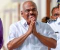 Karnataka Speaker summons rebel MLAs to meet him on Tuesday