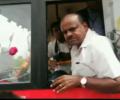 Kumaraswamy loses cool as power workers block convoy over wages