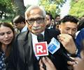 Senior advocate Rajeev Dhavan draws praises from SC