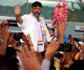 Shivakumar hits out at I-T dept over gifting phones