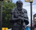 Periyar statue found smeared with saffron colour