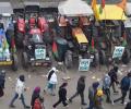 More farmers from Punjab head for Delhi to join tractor parade