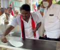 Washing clothes, cooking: Candidates spice up TN poll campaign