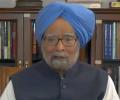 Elect govt that upholds democracy: Manmohan