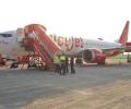 SpiceJet flyers walk on Delhi airport tarmac post 45-min wait for bus