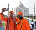 Yeh Hai India: Wah! Taj, Ek Selfie Toh Banta Hai!