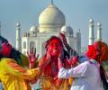 Yeh Hai India: Holi At The Taj