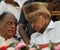 Right wing spreads hatred among various sections: Pawar to Koregaon panel