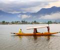 Beautiful Dal Lake In The Rain