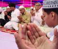7 detained for reciting Hanuman Chalisa during namaz in UP college