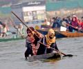 A Women's Boat Race On Dal Lake!