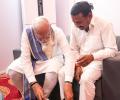 Admirer stayed barefoot for 14 yrs, Modi fulfils his wish