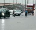 Heavy rain batters Delhi; roads waterlogged, traffic hit