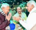 Doors open for you, says Lalu; Nitish smiles at offer