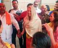 Mrs Steve Jobs visits Varanasi's Kashi Vishwanath Temple