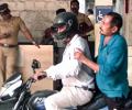 Saif thanks, pays auto driver who took him to hospital