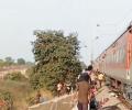 Jalgaon train accident: 'Tea-seller started fire rumour'