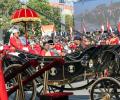 Prez Murmu shares traditional buggy ride with Subianto