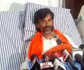 Maratha activist Jarange ends fast, warns of Mumbai march if...