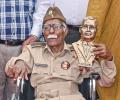 INA Veteran Salutes Netaji