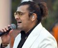 Sonu Nigam issues apology hours after justifying his remarks