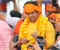 Ravi Kishan Wins An Award Not For Films!