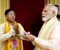 Modi Performs Maa Durga Aarti