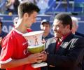 Djokovic captures Estoril title