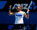 China's Li Na beats Sharapova in Edgbaston final