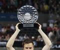 Soderling overpowers Roddick to win Brisbane title