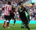 Slick Suarez seals Liverpool points