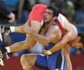 Sushil scripts history, storms into final