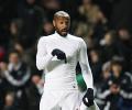 Henry apologises for swearing at Arsenal fan